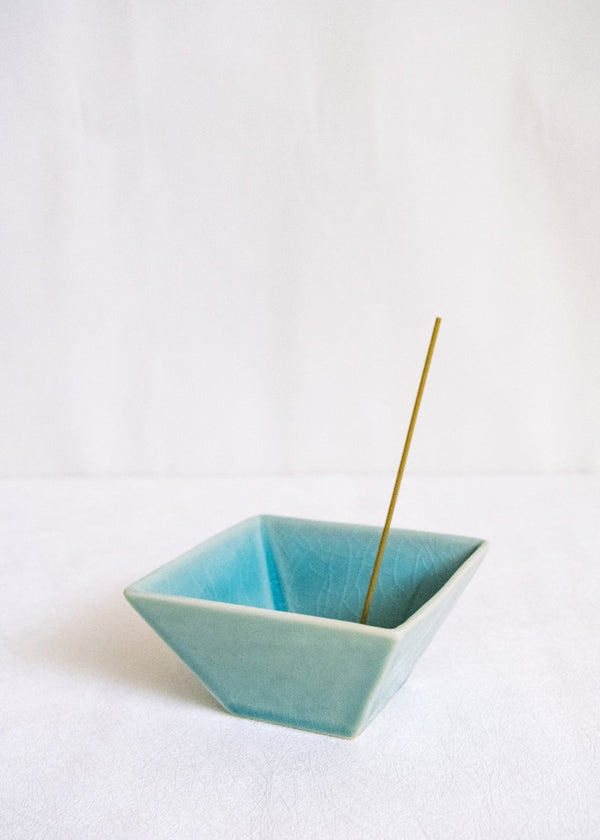 Yukari Ceramic Bowl with Incense Stand, Green