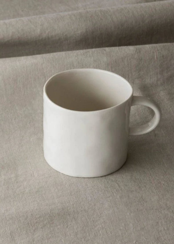 Kajsa Cramer Mug with Ear, White